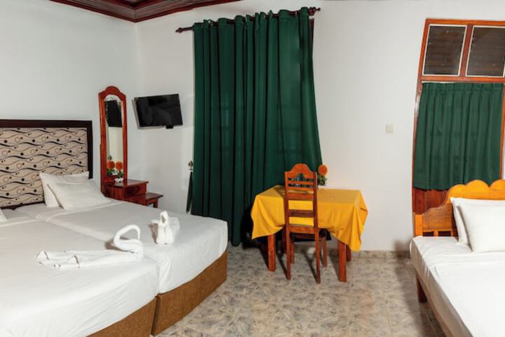 Room 8 of 44
