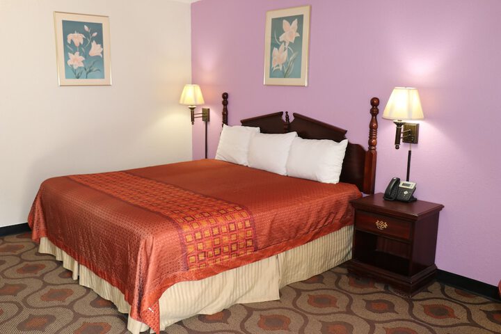 Room 4 of 35