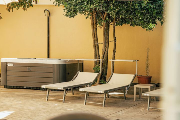 Hot Tub 47 of 87