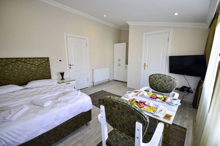 Room 5 of 26
