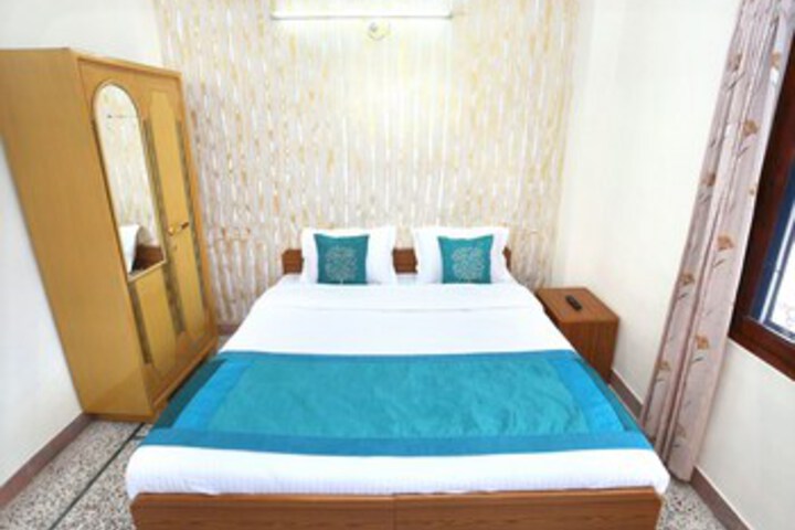 Room 19 of 25