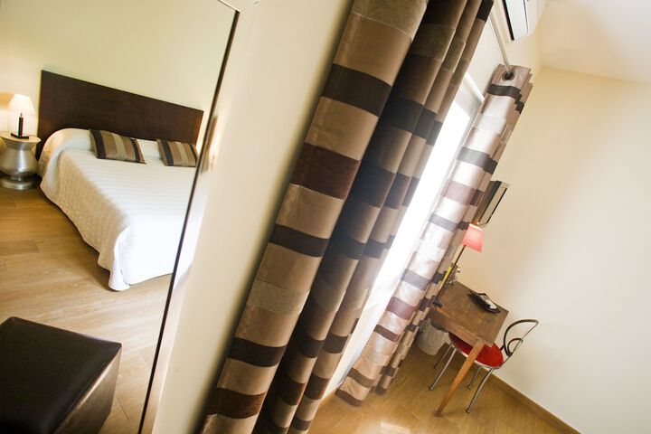 Room 36 of 102
