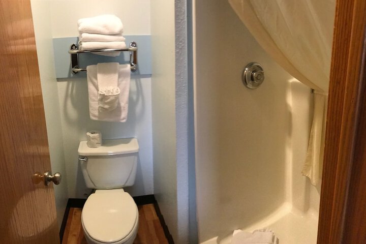 Clean Restrooms