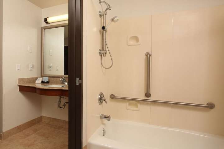 Room 153 of 261