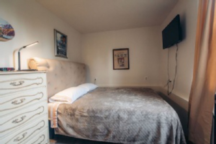 Room 80 of 180