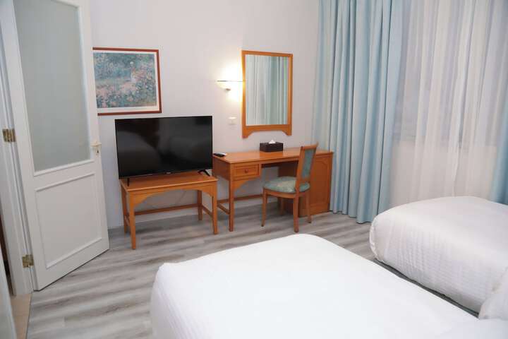 Room 15 of 88