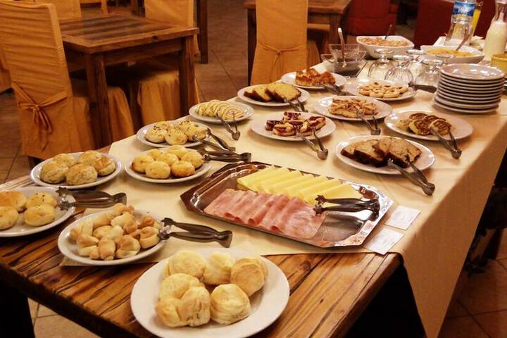 Breakfast/Coffee Service 29 of 49