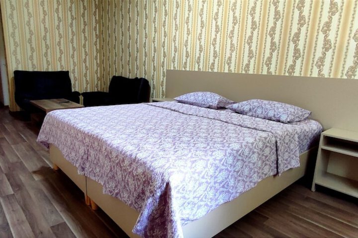 Room 2 of 26