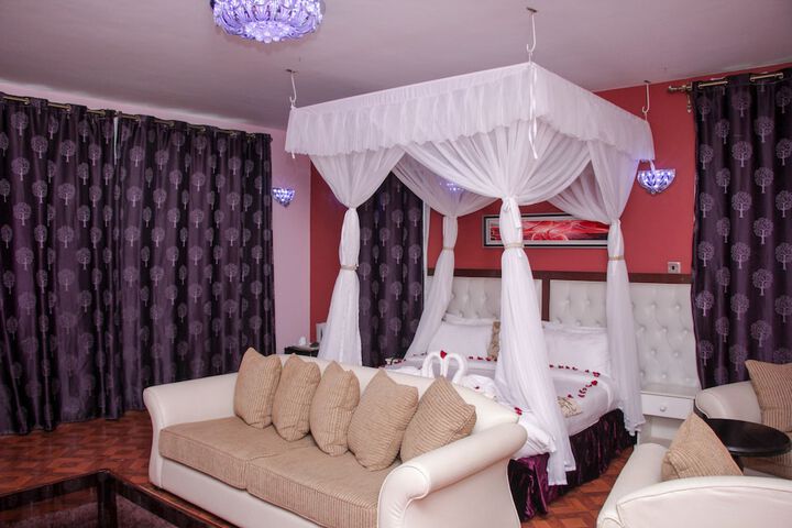 Room 45 of 115