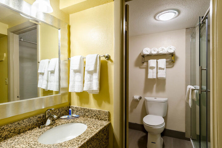 Room 14 of 29