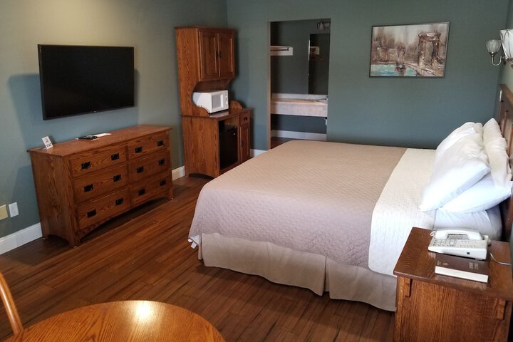 Room 5 of 37