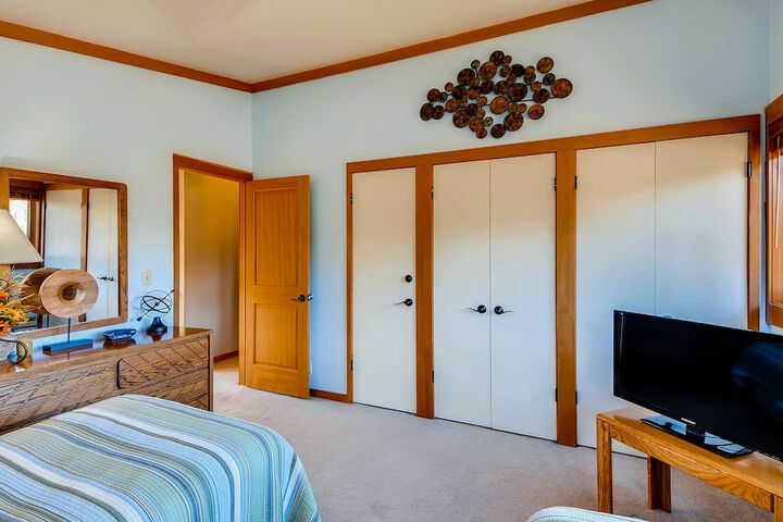 Room 13 of 138