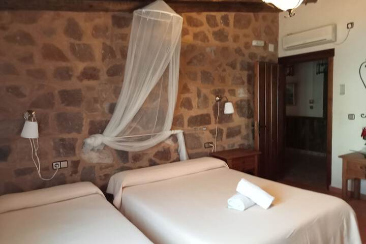 Room 20 of 62