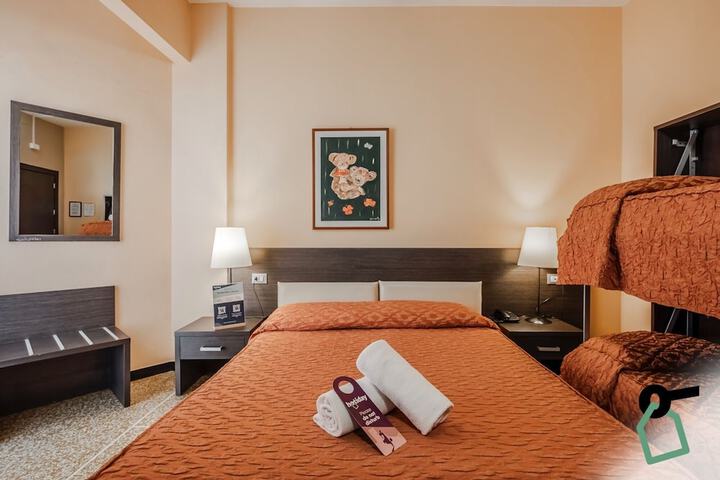Room 9 of 60
