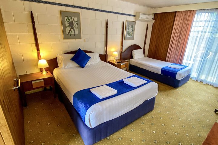 Room 2 of 58