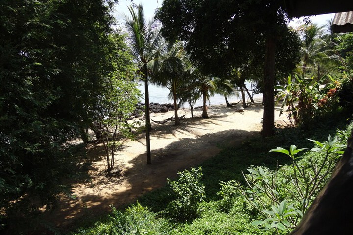 Property Grounds 30 of 48