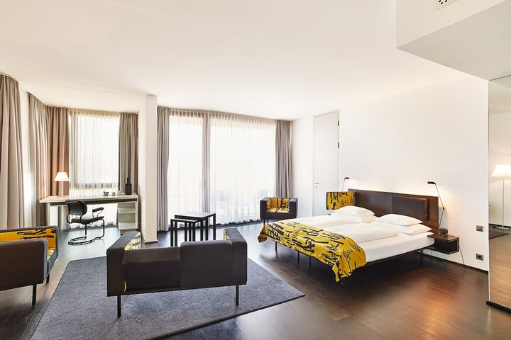 Room 7 of 41