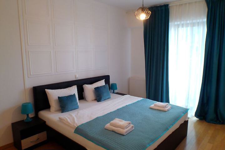 Room 72 of 206