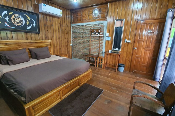 Room 14 of 87
