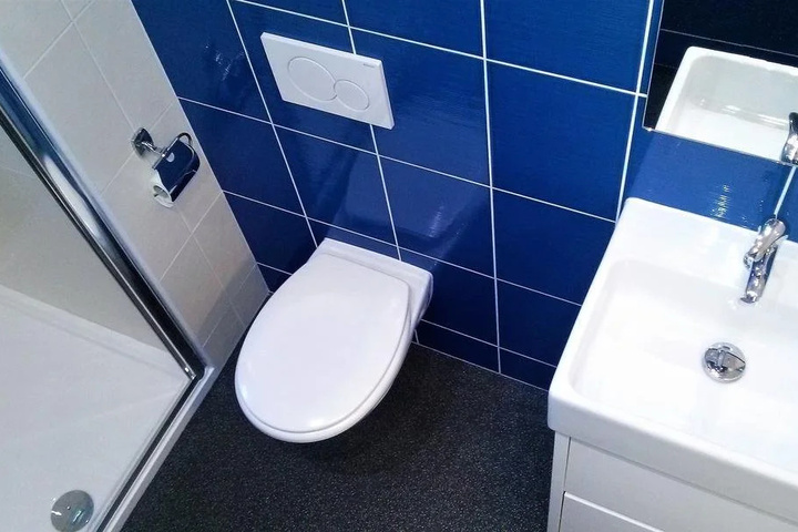 Room 9 of 22
