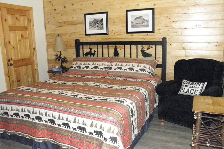 Room 6 of 14