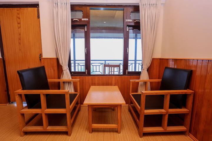 Room 18 of 42