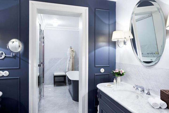 Clean Restrooms