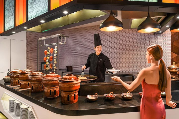 Dining 60 of 81