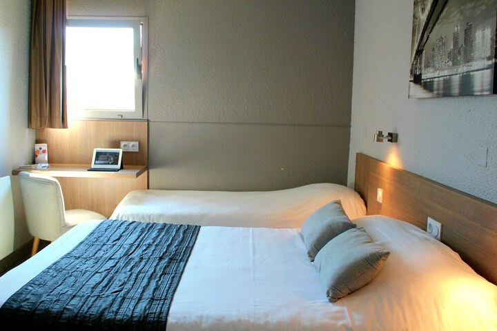Room 8 of 41