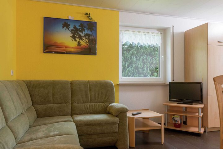 Room 9 of 31