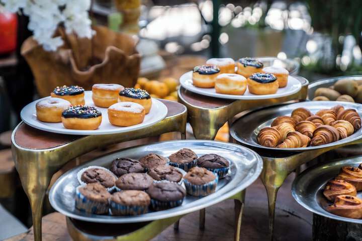 Breakfast/Coffee Service 174 of 297