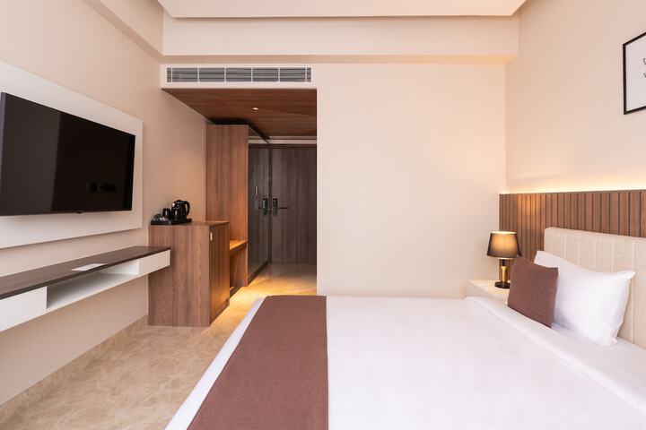 Room 14 of 51