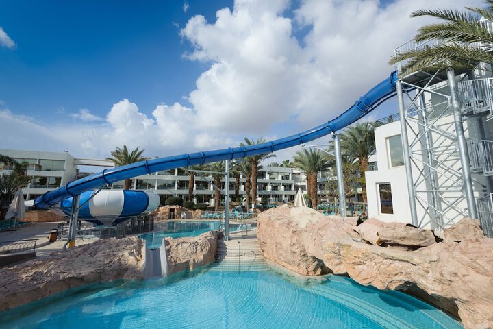 Pool 59 of 80