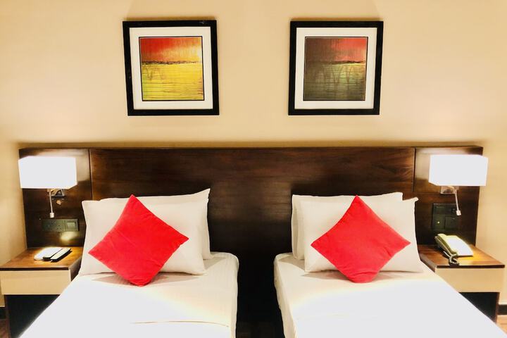 Room 26 of 66