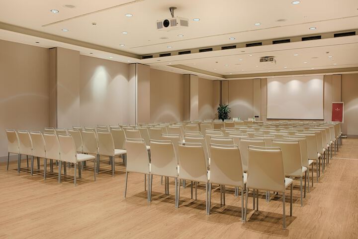 Room 40 of 97