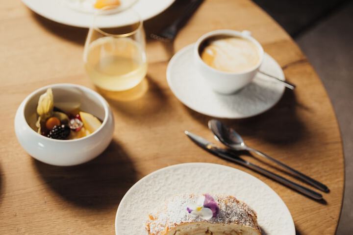 Breakfast/Coffee Service 79 of 92