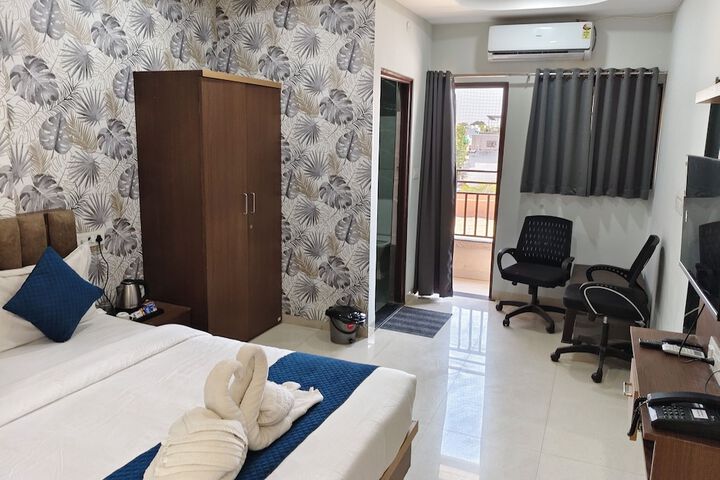 Room 12 of 69