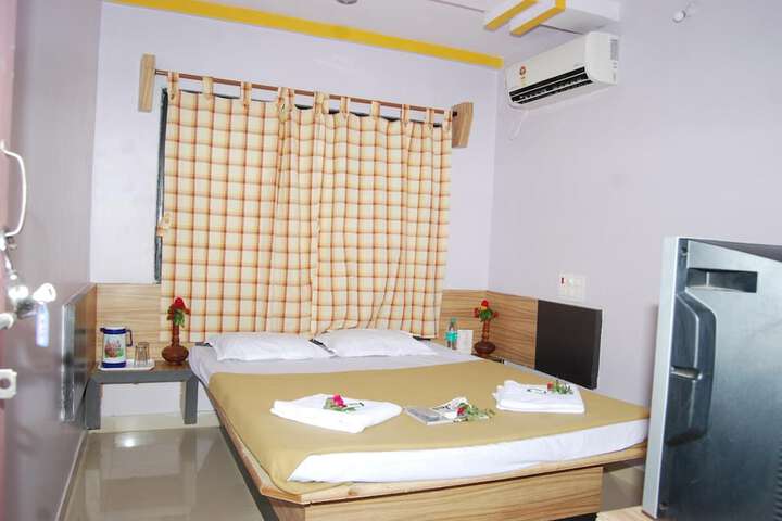 Room 18 of 30