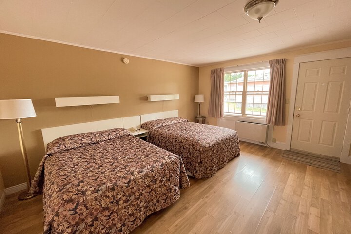 Room 4 of 31