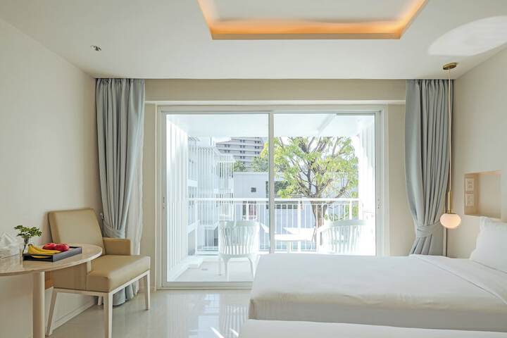 Room 14 of 101