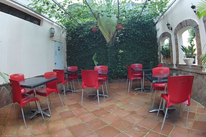 Dining Photos