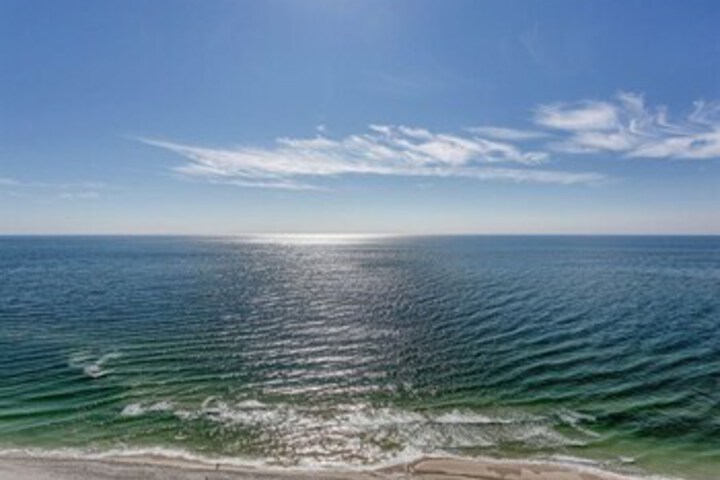 Beach 52 of 136