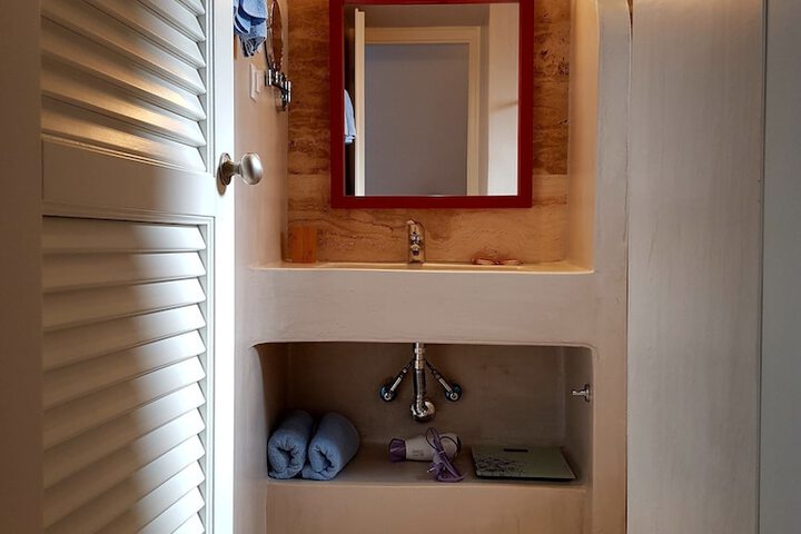 Bathroom Interior Photo
