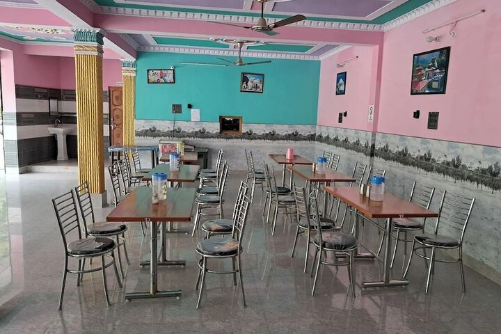 Hotel Mountain Paradise Barkot