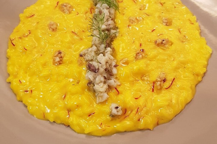 Dining 89 of 145