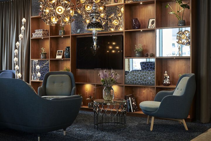 Lobby Entry