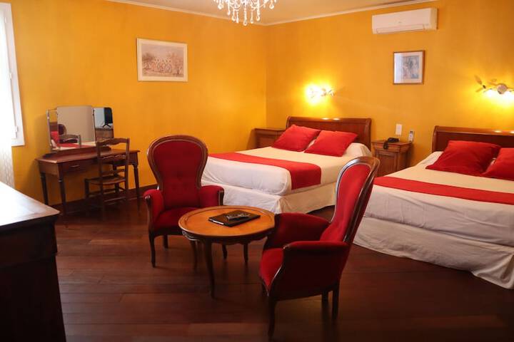 Room 29 of 47