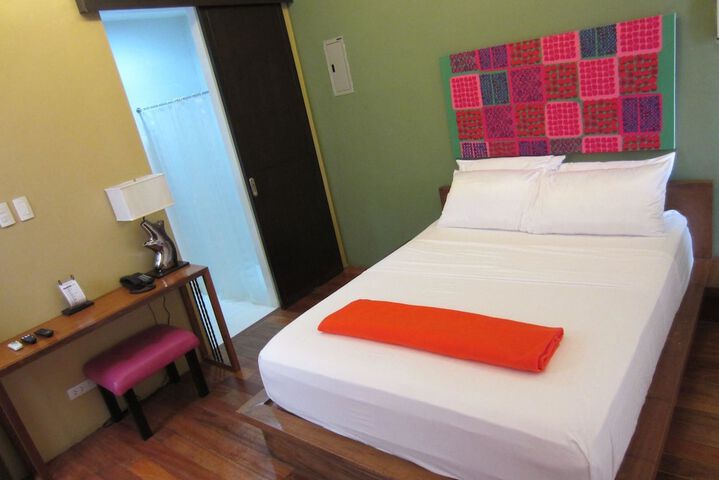 Room 5 of 29