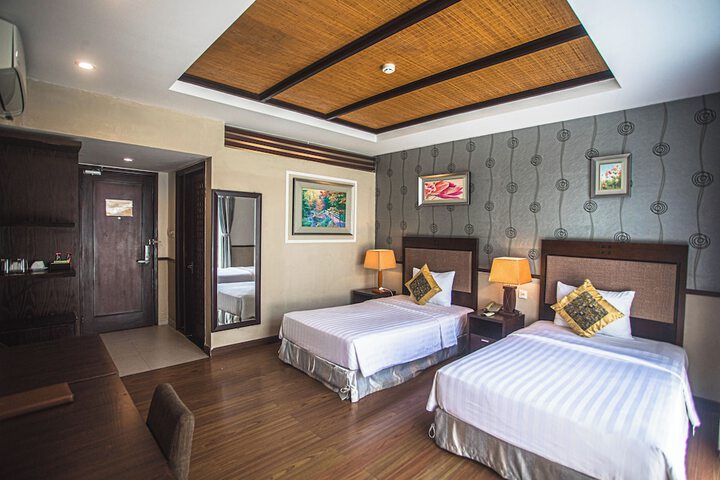 Room 4 of 56