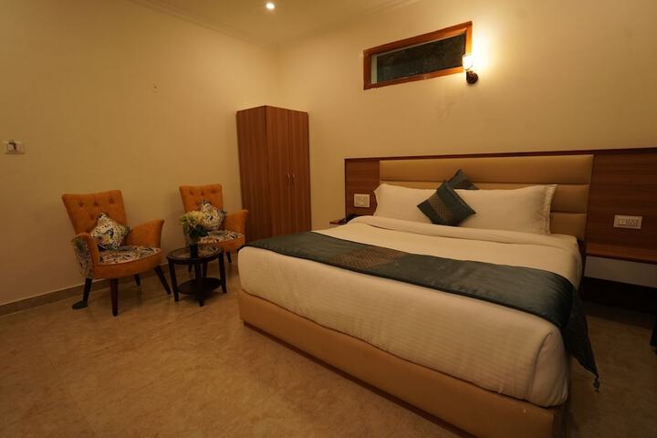 Room 21 of 68